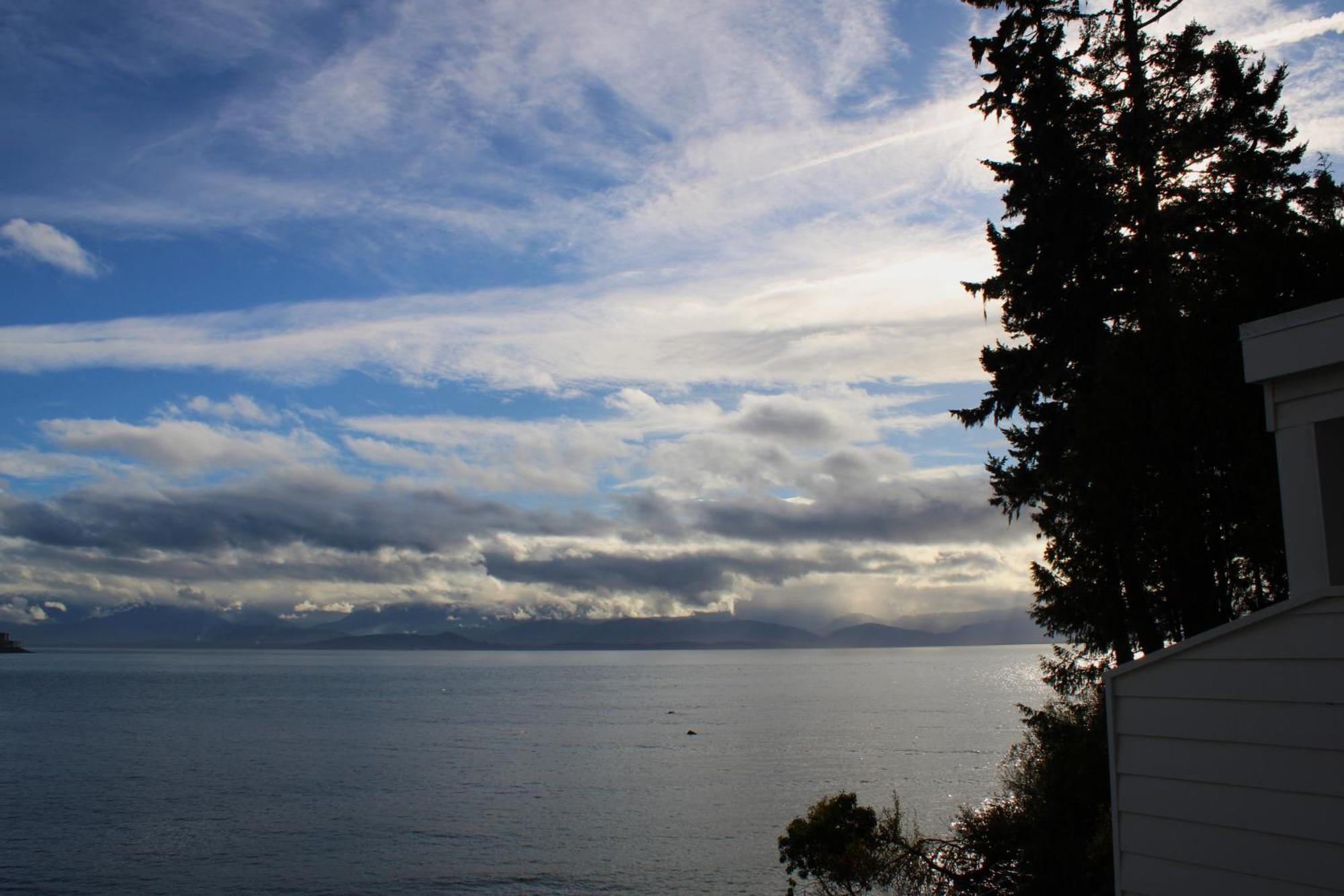 Sooke Harbour House Hotel Exterior foto