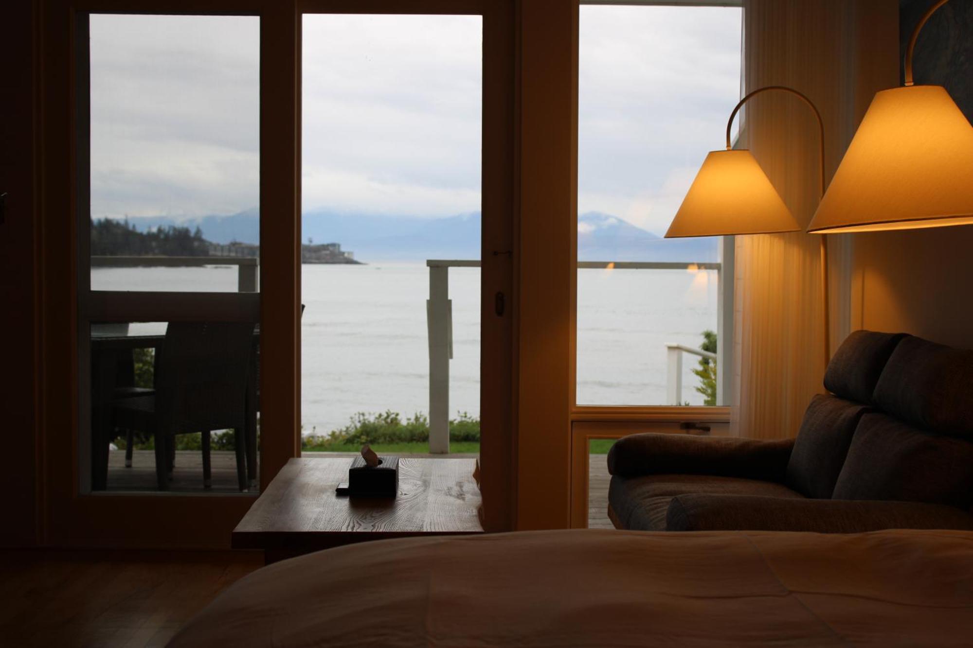 Sooke Harbour House Hotel Exterior foto