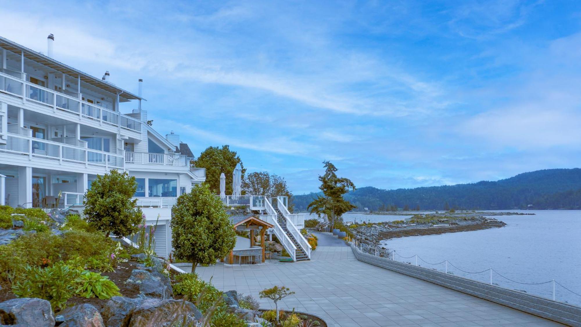 Sooke Harbour House Hotel Exterior foto